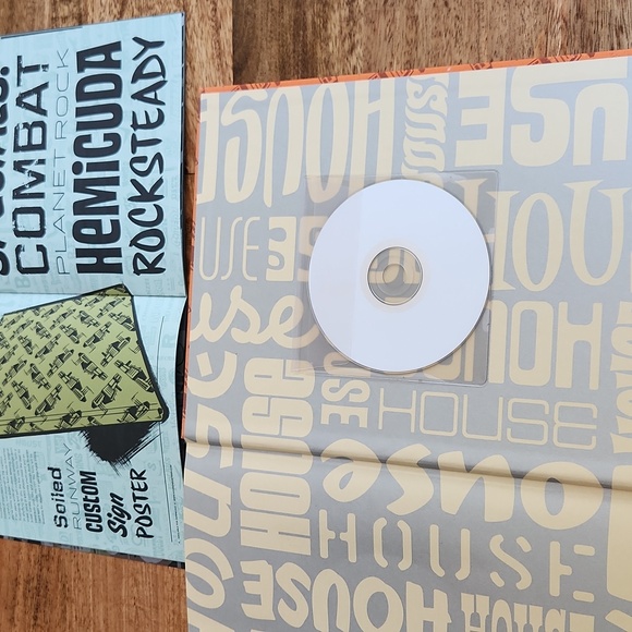 {HOUSE INDUSTRIES} with a signature - Picture 15 of 16